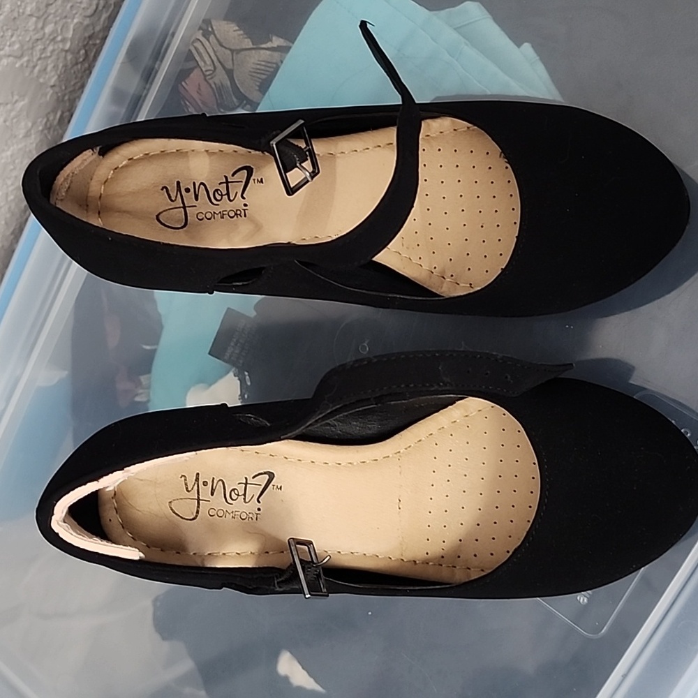 Black heels - Picture 6 of 13